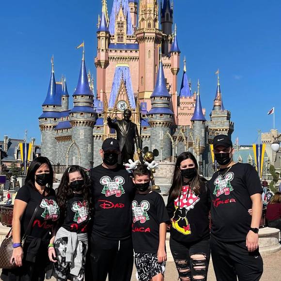 Bernadette Mauriello - Poshmark Profile Picture of Bernadette Mauriello (@miaberry) on Poshmark