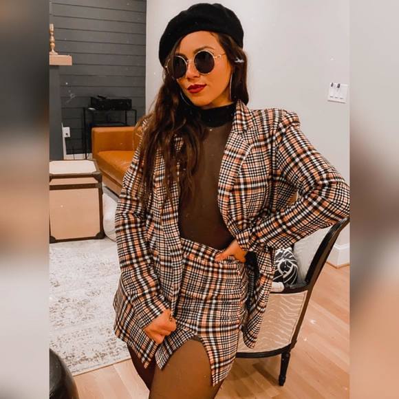 Profile Picture of Fabiola Farrera (@faby_179) on Poshmark