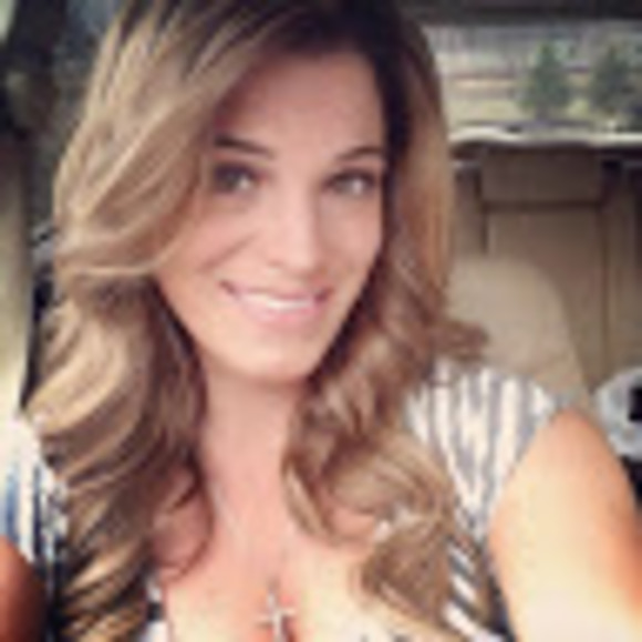 Profile Picture of Brittany Babel (@brittanybabel) on Poshmark