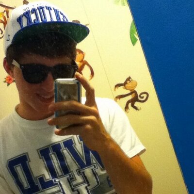 Profile Picture of Danny Crandall Acra (@AcraDanny) on Twitter