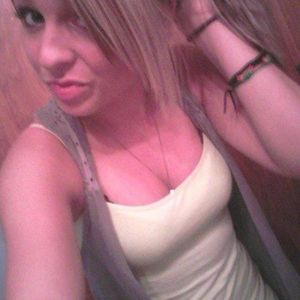 Profile Picture of Lauren Landers (@llanders11) on Myspace