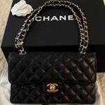 Profile Picture of Mary Sharp (@chanel2017ss) on Instagram