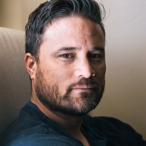 Profile Picture of Scott Lomu (@JungleGoldScott) on Twitter