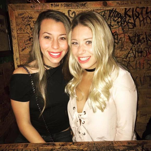 Profile Picture of Carly Meltzer (@carly_meltzer) on Poshmark