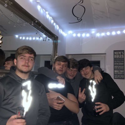 Profile Picture of Tom Woolley (@tomwoolley2001) on Twitter