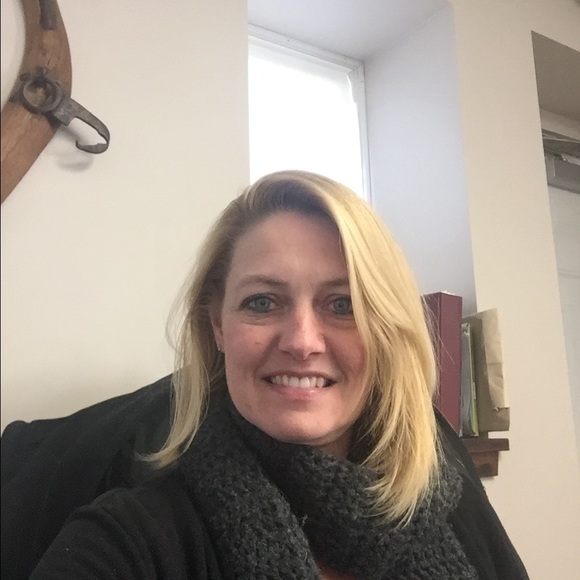 Profile Picture of Trudie Bitterman (@ttbitt) on Poshmark