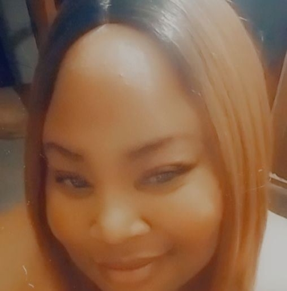 Profile Picture of Kim Theus (@kimtheus) on Poshmark