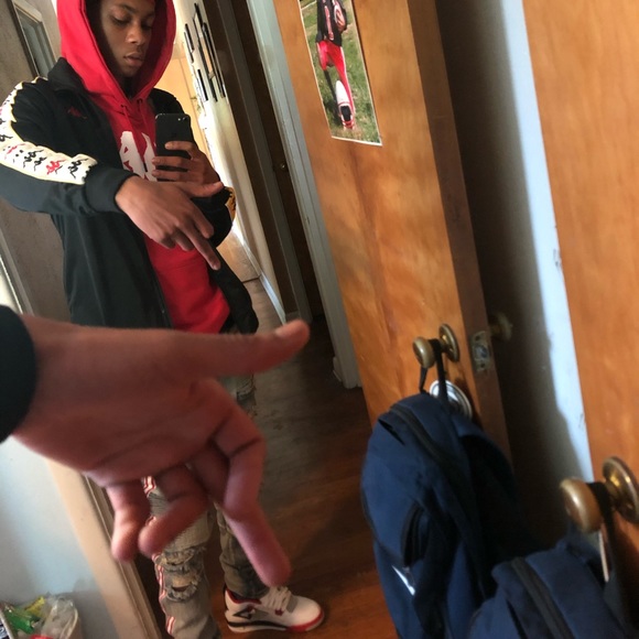 Profile Picture of Cordy King (@kvng2sausey) on Poshmark