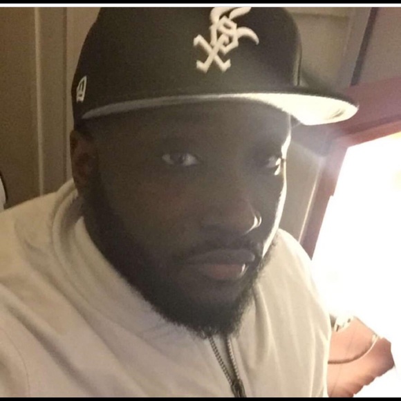 Profile Picture of Tim Palmer (@timblack202) on Poshmark
