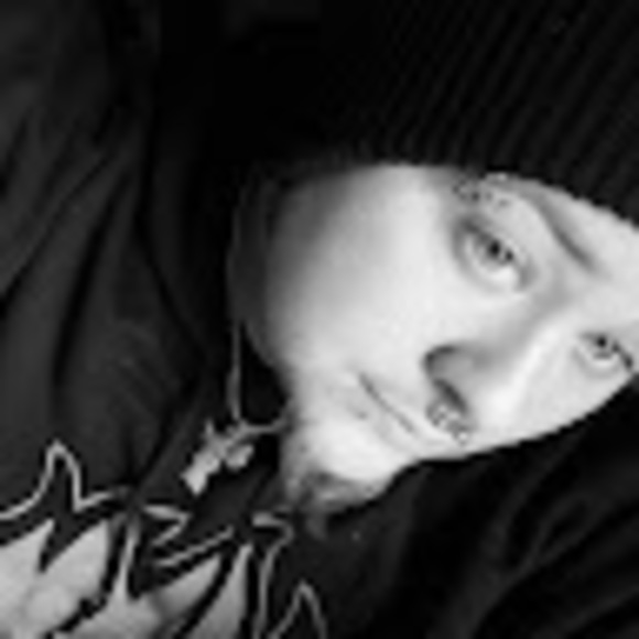 Profile Picture of Tyler Wasik (@zmbiekiller666) on Poshmark