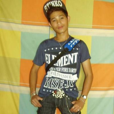 Profile Picture of Jayson Sandoval (@zhon023) on Twitter