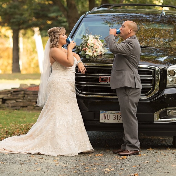 Profile Picture of Janel Manderville (@j_manderville) on Poshmark