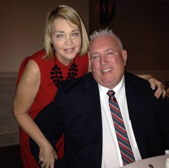 Profile Picture of Karen Daroci (@ozwomen) on Poshmark