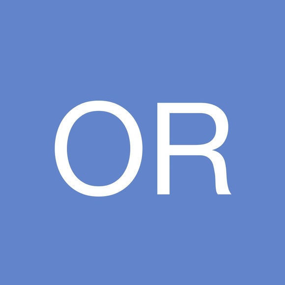 Profile Picture of Otto R (@mv5hr00m) on Poshmark