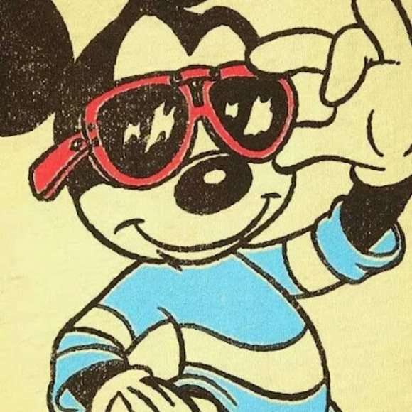 Andrea Houlette - Poshmark Profile Picture of Andrea Houlette (@andrearickell8) on Poshmark