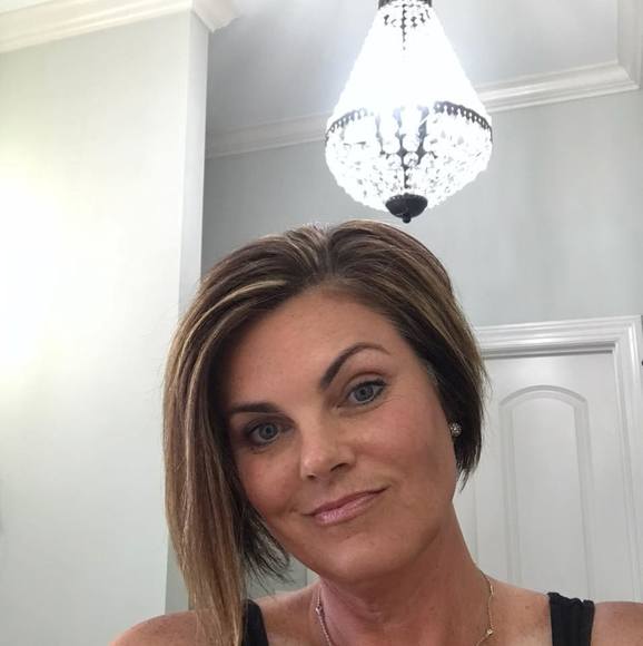 Profile Picture of Lynn Mcdaniel (@lmcdaniel2603) on Poshmark