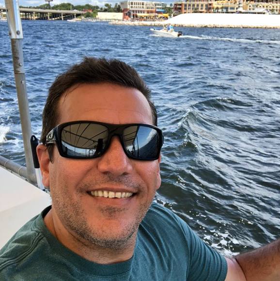Claudio Fornos - Poshmark Profile Picture of Claudio Fornos (@cfornos) on Poshmark