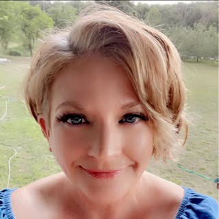 Tracee Davis - Instagram Profile Picture of Tracee Davis (@davistracee) on Instagram