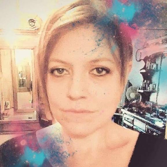 Profile Picture of Jill Dixon (@willisjill13) on Poshmark