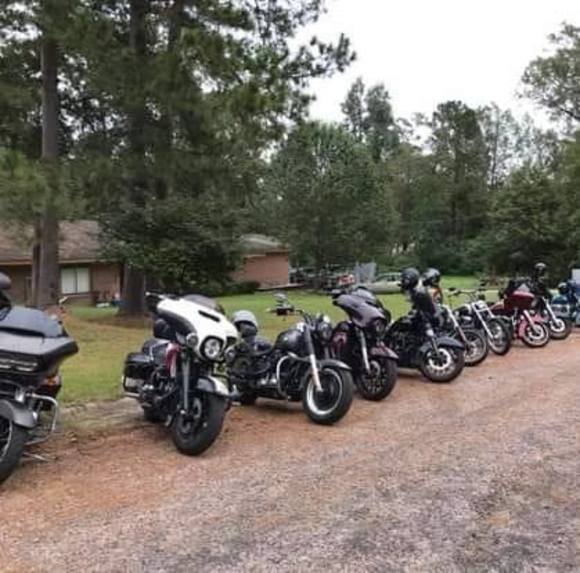 Profile Picture of Matt Kelley (@mattgkelley) on Poshmark