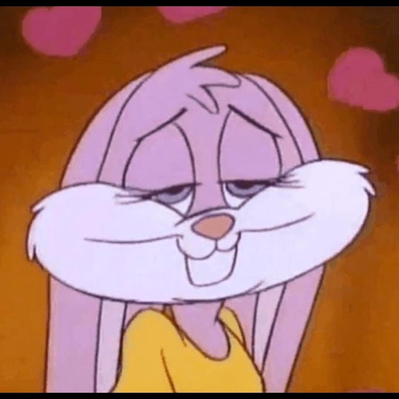 Profile Picture of Lily Cho (@lilgothbb) on Poshmark