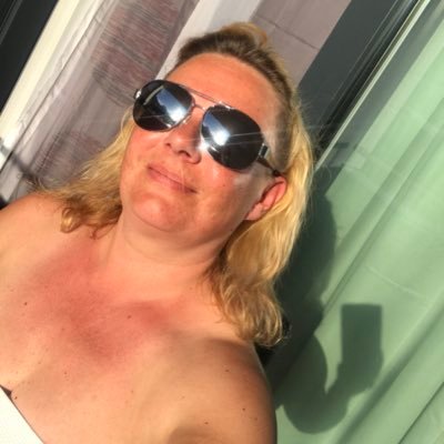 Profile Picture of Sandy (@Sandy_Winkler76) on Twitter