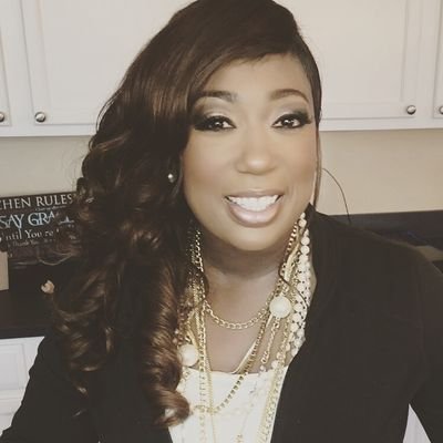 Profile Picture of Jean Watts (@jeanwattsup) on Twitter