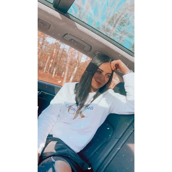 Marinela Lukaj - Poshmark Profile Picture of Marinela Lukaj (@elalukaj) on Poshmark