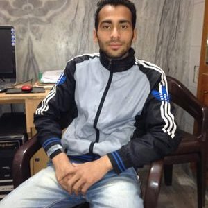 Profile Picture of Rahul Bajaj (@bajaj827) on Twitter