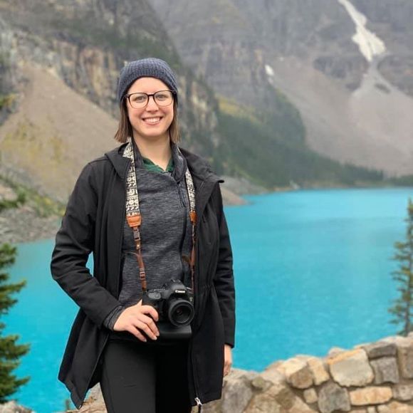 Profile Picture of Samantha Danner (@sdannertbs) on Poshmark