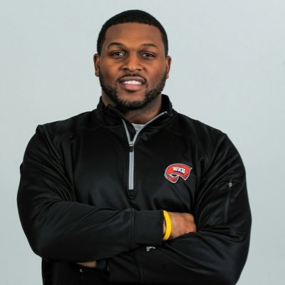 Profile Picture of Coach Mo Crum (@CoachMoCrum) on Twitter