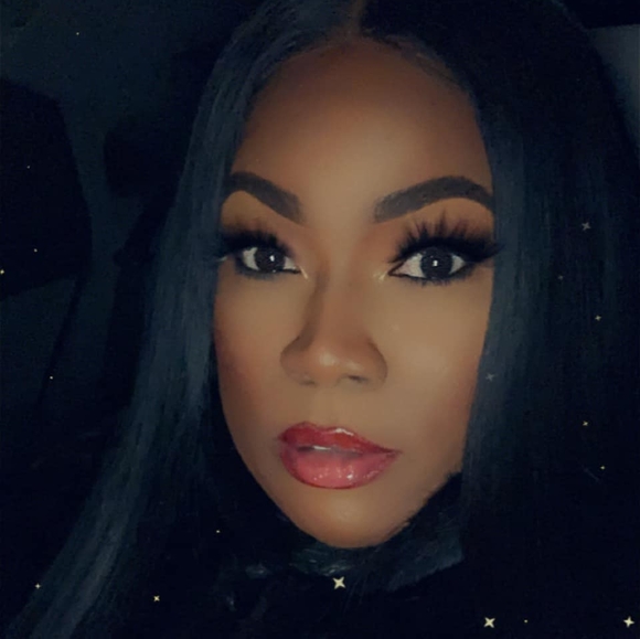Profile Picture of Kenyetta Garrett (@kenyettagarrett) on Poshmark