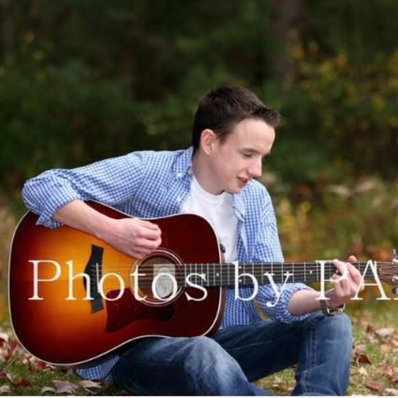 Matthew Kinsella - Poshmark Profile Picture of Matthew Kinsella (@matthewkinsella) on Poshmark