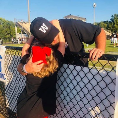 Profile Picture of Jeremiah Farmer (@farmer_farmer1) on Twitter