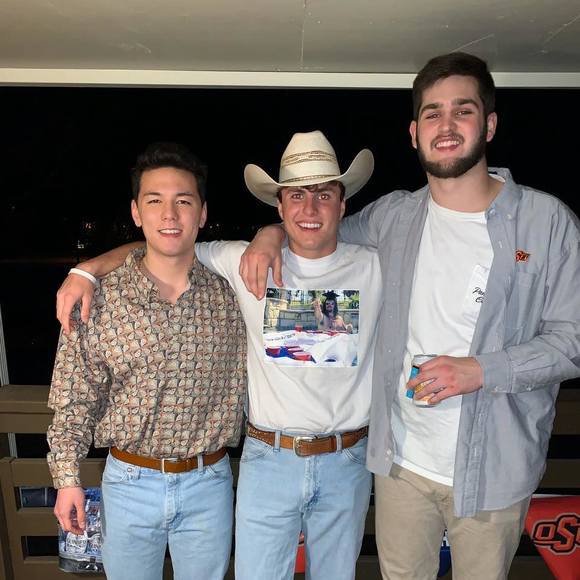 Profile Picture of Braden Darrah (@bradendarrah) on Poshmark