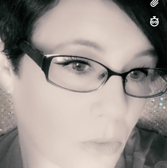 Profile Picture of Sherry Keefer koppenhaver (@sherryskids12) on Poshmark