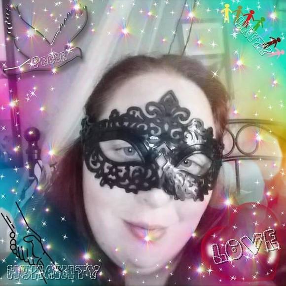 Profile Picture of Cassandra Mcguire (@cassandramcg313) on Poshmark