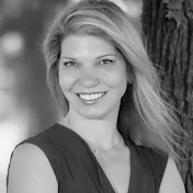 Profile Picture of Adrienne Evatt (@AdrienneEvatt) on Youtube
