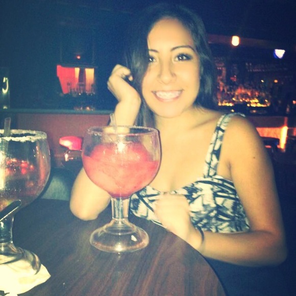 Profile Picture of Mari Ramirez (@mariramirez69) on Poshmark