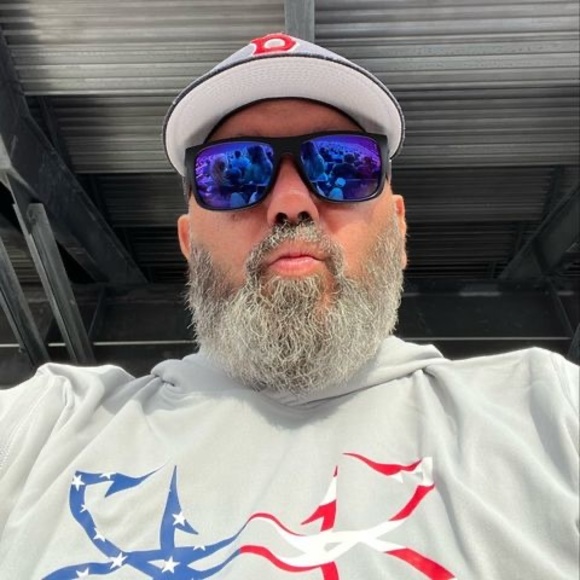 Profile Picture of Jeff Byrne (@jeffbyrne757) on Poshmark