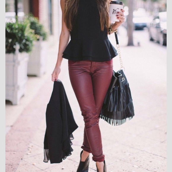 Profile Picture of Mimi Behrozi (@mkbehrozi) on Poshmark