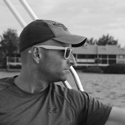 Profile Picture of Erik Snyder (@realeriksnyder) on Twitter