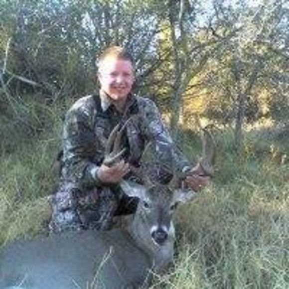 Profile Picture of Joseph Beck (@jebroperjr) on Poshmark