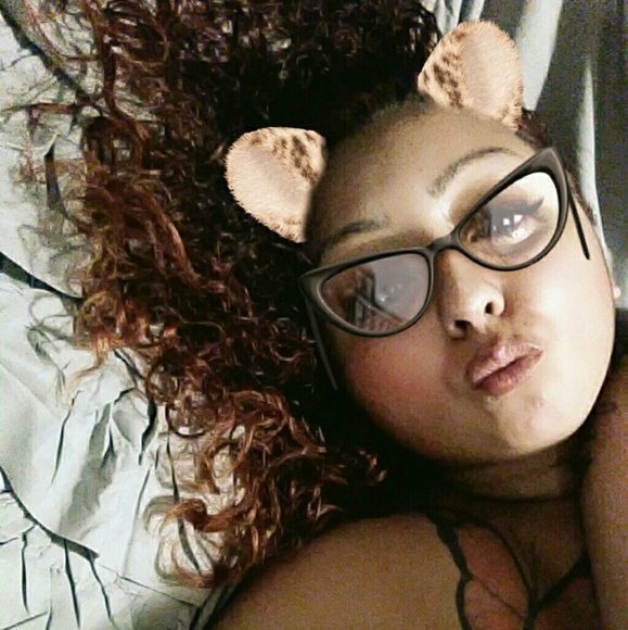 Profile Picture of Bianca Robinson (@biancasheresa) on Poshmark