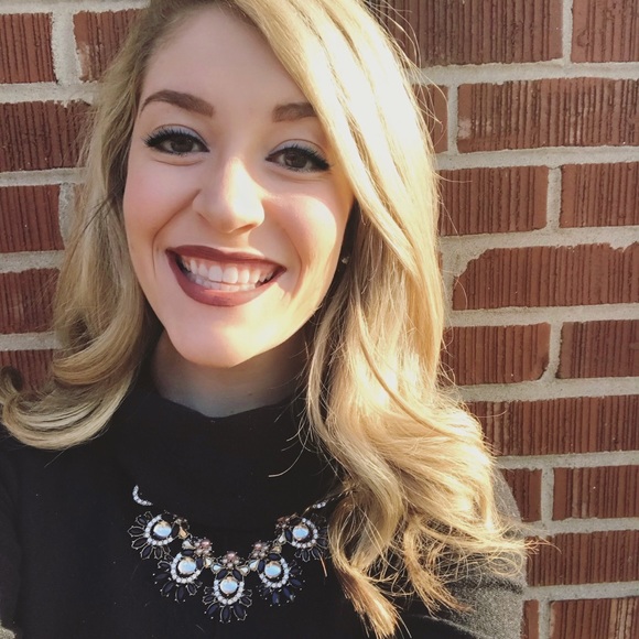 Ashley Heruth - Poshmark Profile Picture of Ashley Heruth (@alharris94) on Poshmark