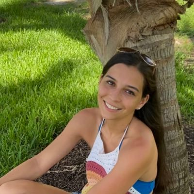 Profile Picture of Kelli Ross (@RossTheBossKell) on Twitter