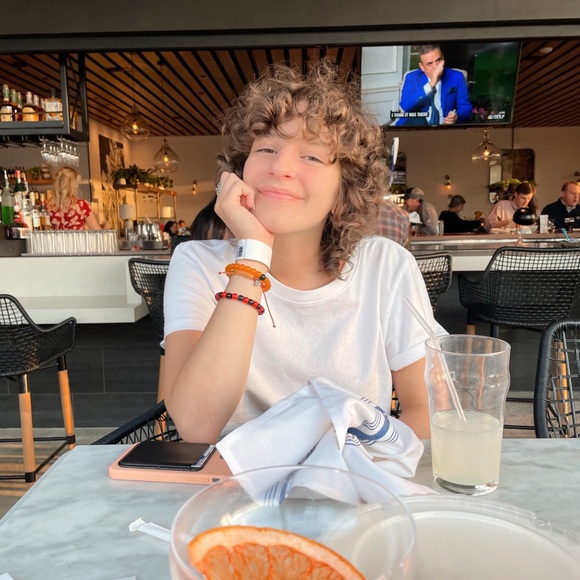 Profile Picture of Layla Clague (@laylaclague) on Poshmark