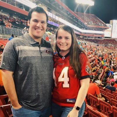 Profile Picture of Heather Matthews (@heeyitsheather) on Twitter