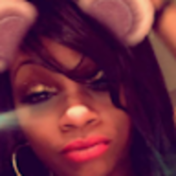 Profile Picture of Mary Manning (@nurse2025) on Poshmark