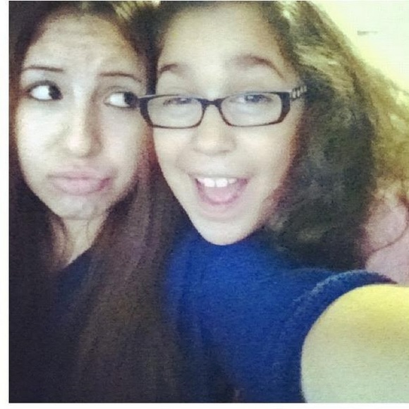 Profile Picture of Valene Alemany (@jayleneee24) on Poshmark